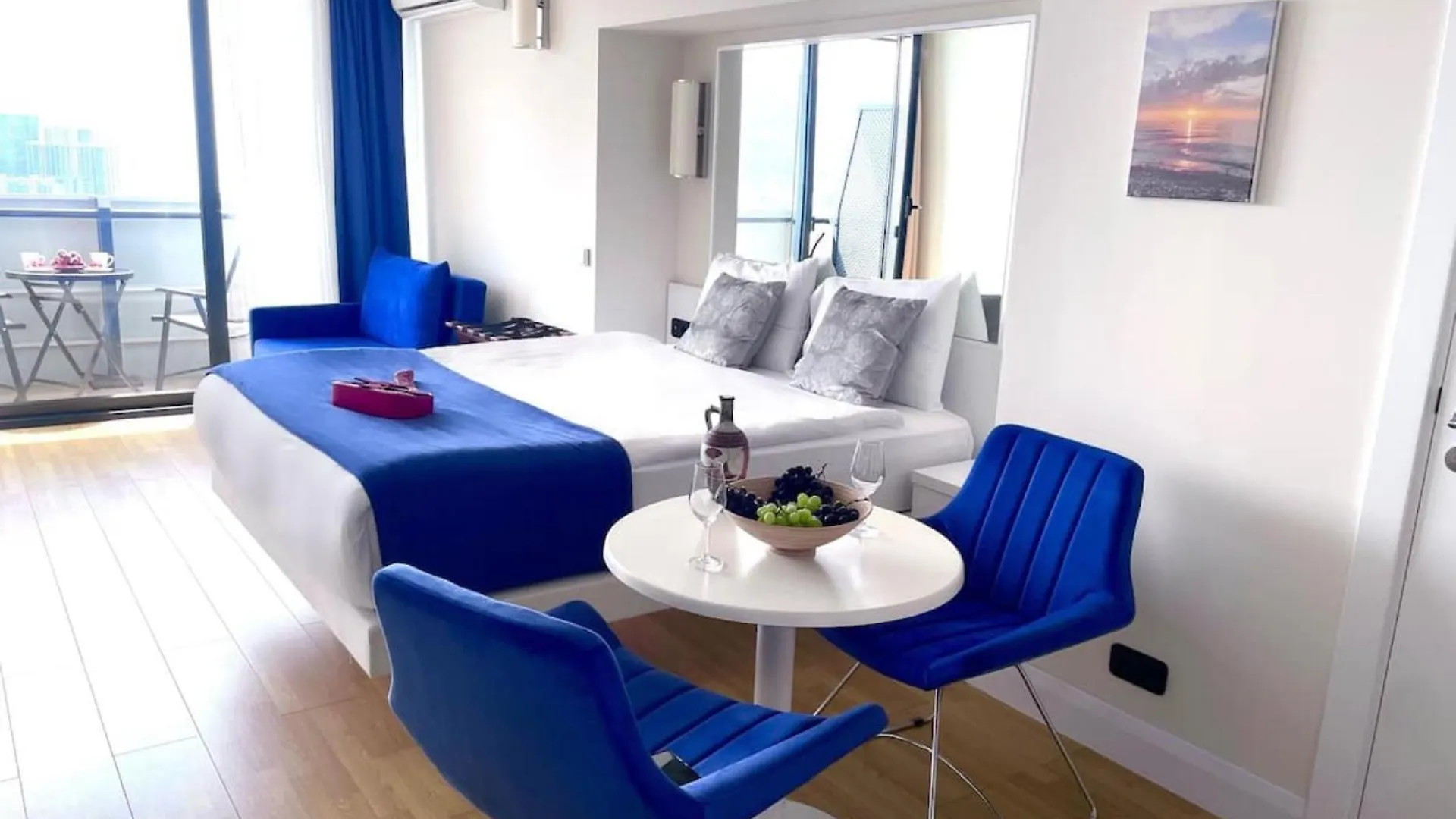 Orbi City Panorama With Sea View Aparthotel Batumi